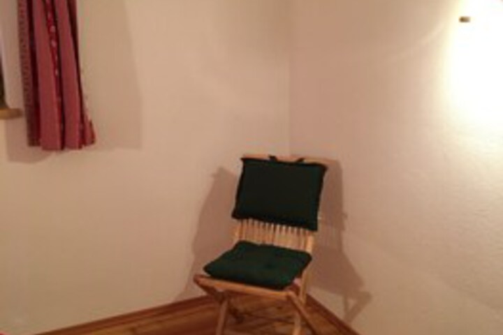 Room 37 of 47