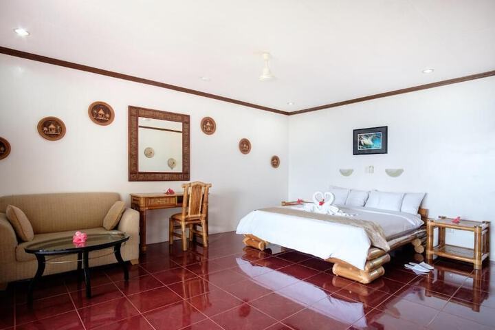 Room 10 of 47