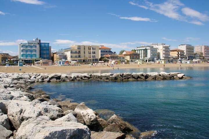 Beach 23 of 27