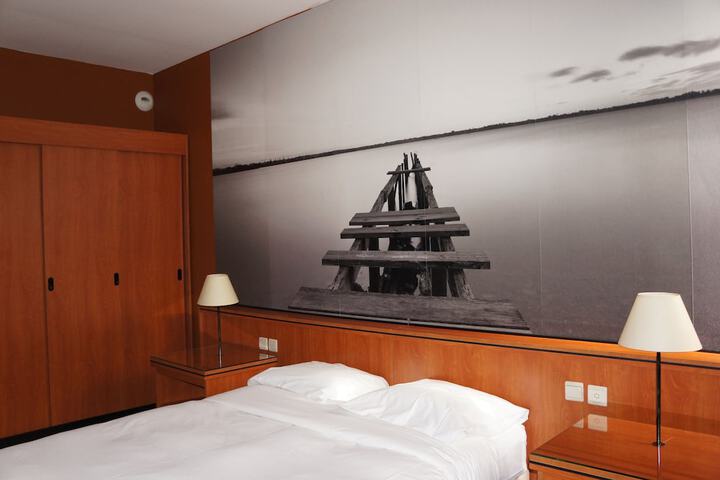 Room 7 of 23