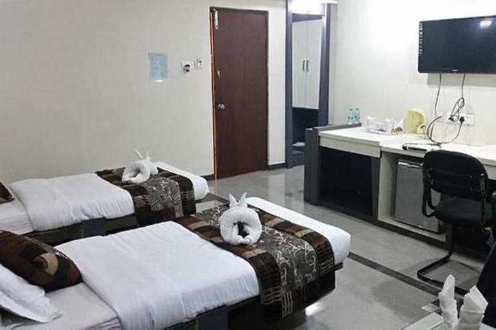 Room 2 of 19