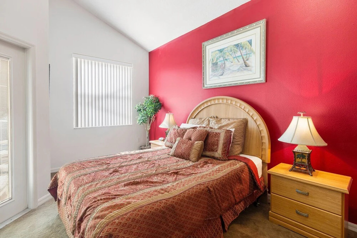 Room 5 of 22