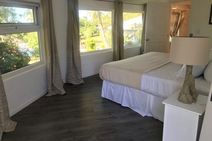 Room 6 of 69