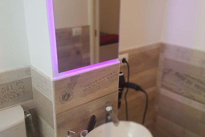 Room 12 of 29