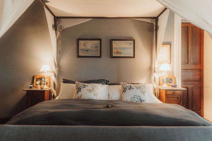 Room 4 of 64