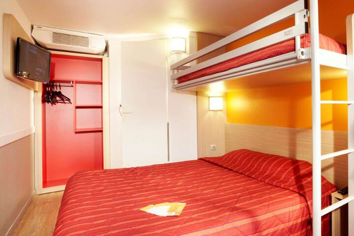 Room 19 of 43
