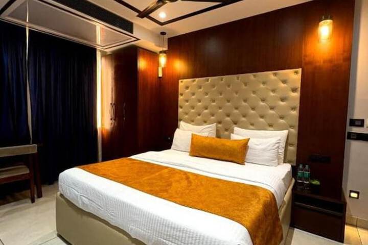 Room 21 of 26