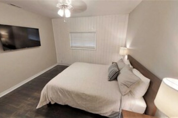 Room 18 of 36