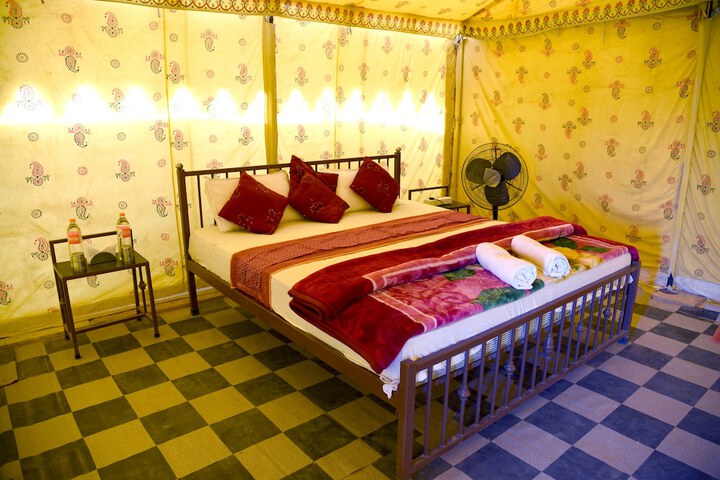 Room 6 of 48