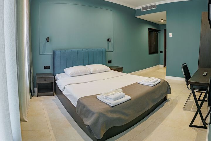 Room 12 of 55