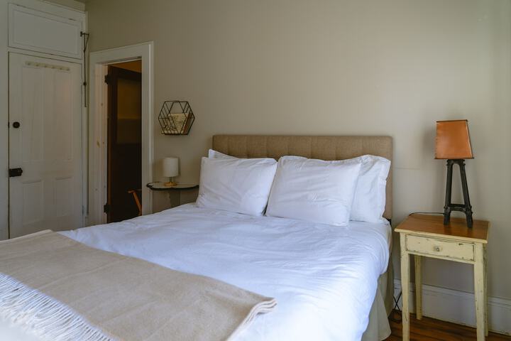 Room 25 of 52