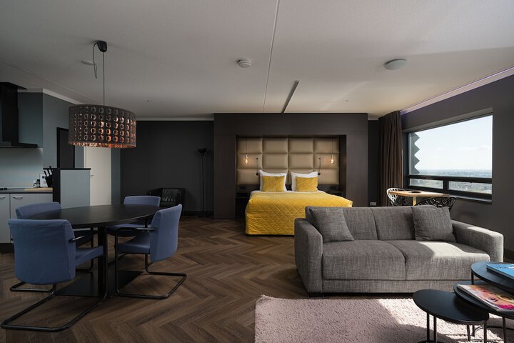 Room 14 of 56