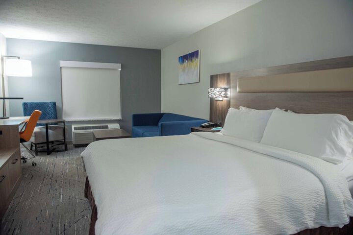 1 King Bed Accessible (1 of 28)