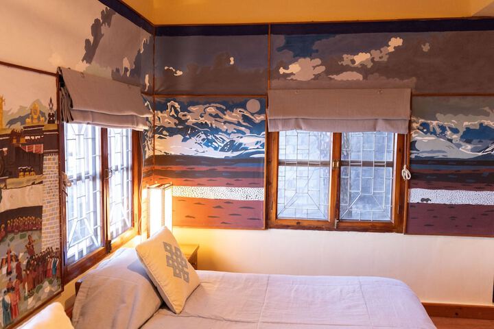Room 8 of 26