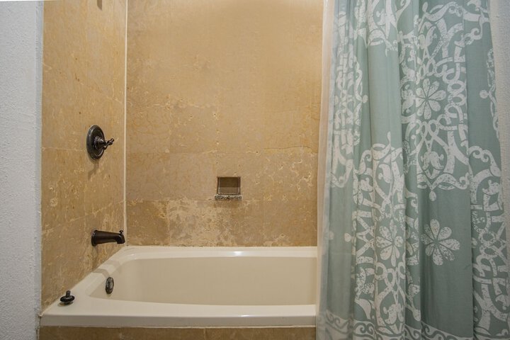 Room 489 of 599