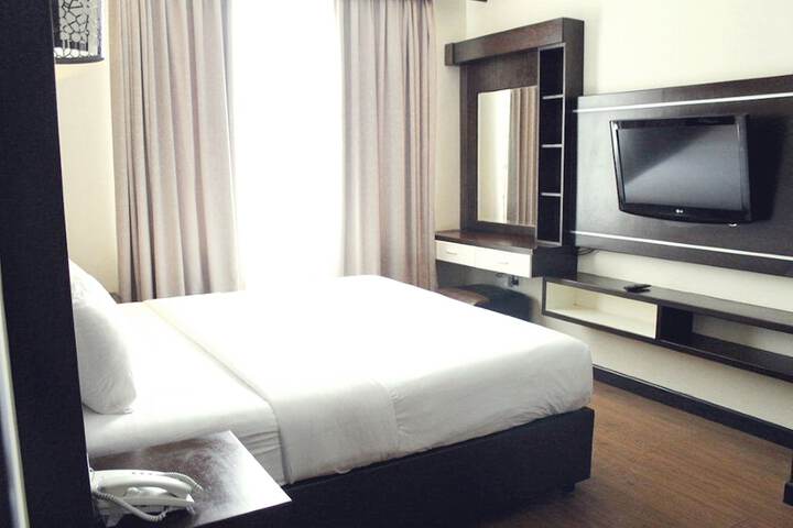Room 15 of 57