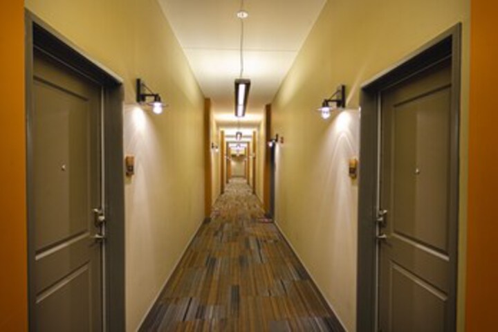 Ballroom/Hall 14 of 40