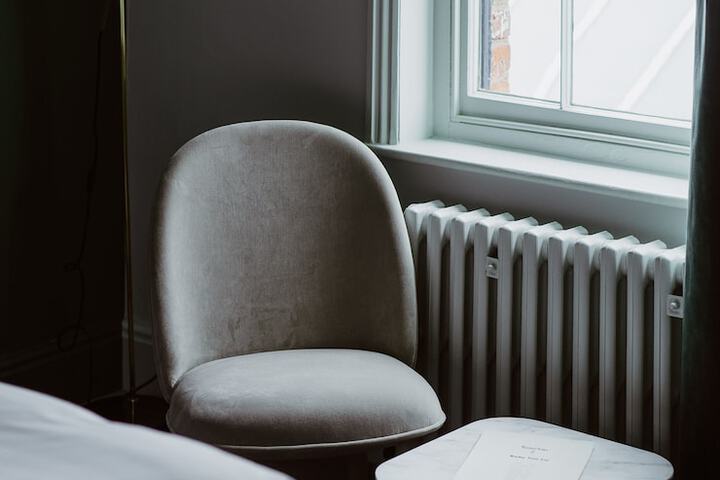 Room 9 of 26
