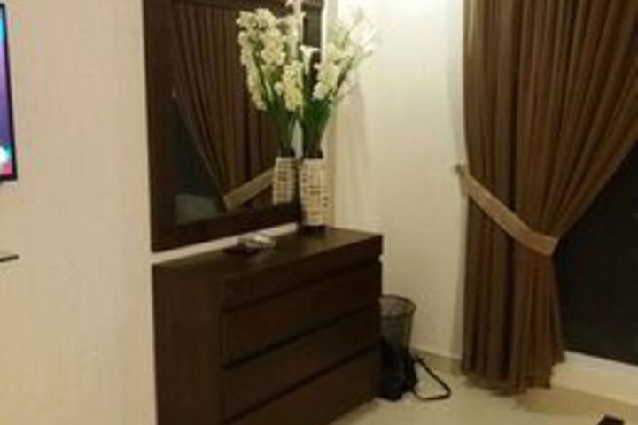 Room 20 of 32