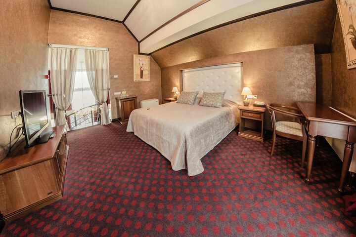 Room 20 of 113