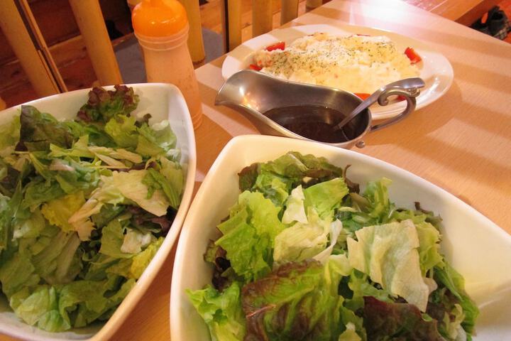 Dining Photos