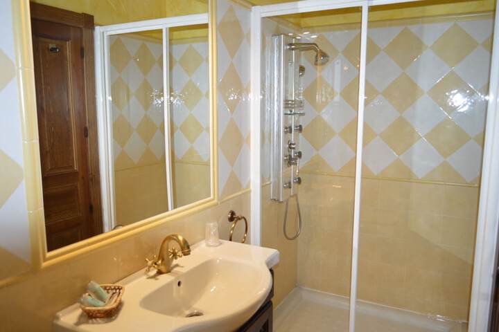 Bathroom Interior Photo