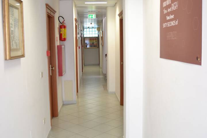 Ballroom/Hall 129 of 142