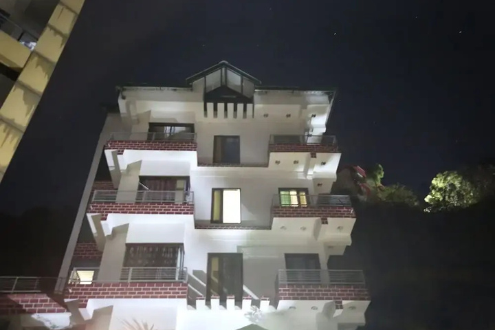 OYO 12188 Home Modern 2BHK Kalka Shimla Highway