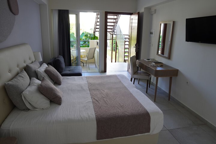 Room 54 of 154
