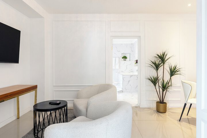 Room 16 of 29