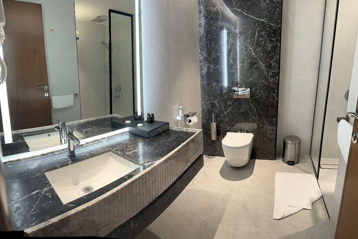 Room 15 of 20