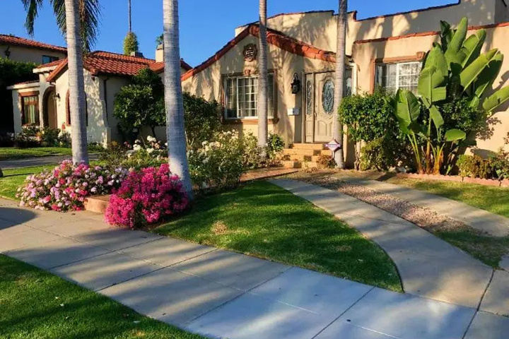 Photo of Spacious 1Bed 1 Bath in Beverly Hills