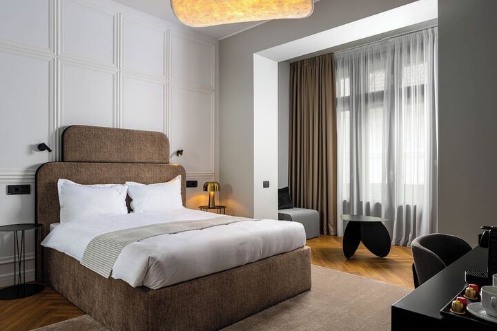 Room 45 of 87
