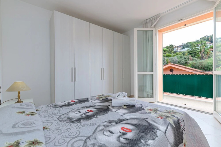 Room 5 of 21