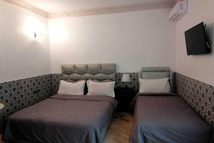 Room 6 of 19
