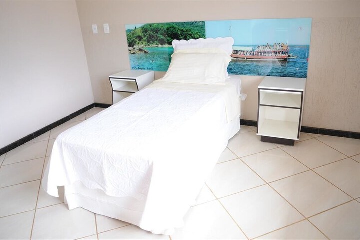 Room 3 of 6