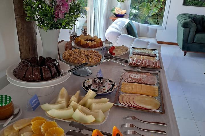 Breakfast/Coffee Service 39 of 63