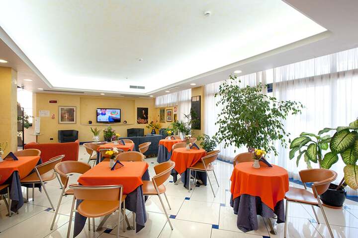 Guest Lobby