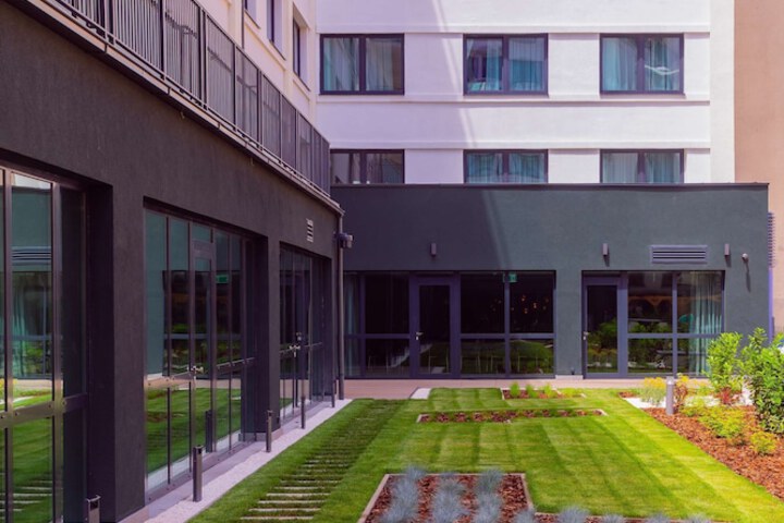 Hotel 63 of 65