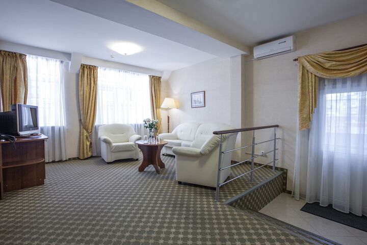 Room 10 of 47