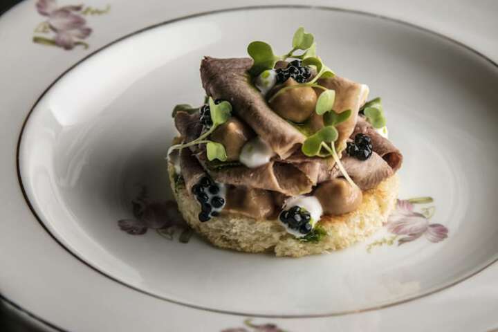 Dining 94 of 144
