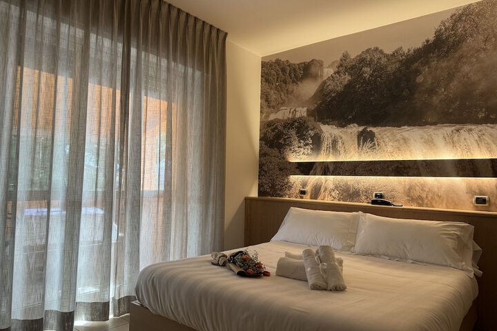 Room 14 of 64