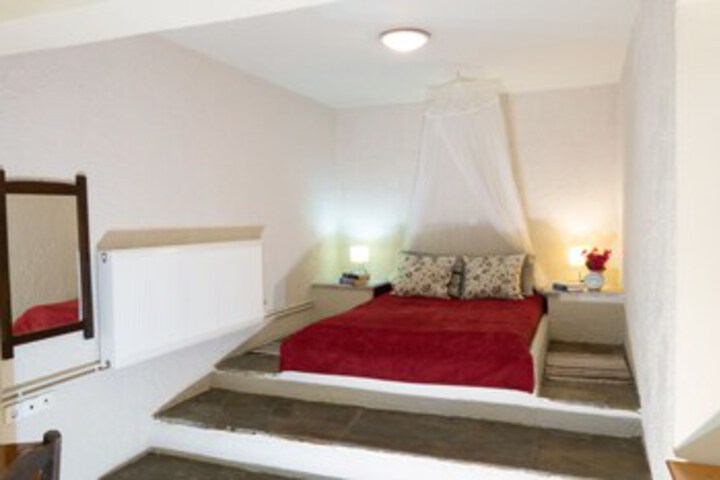 Room 85 of 120