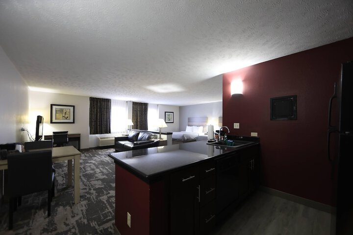 Room 16 of 30