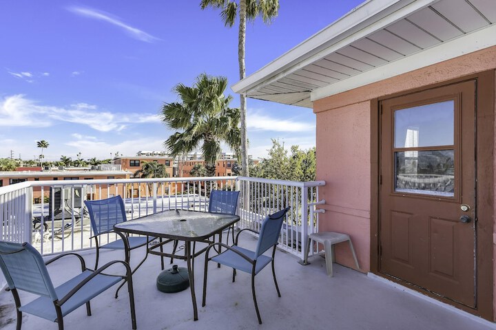 Terrace/Patio 264 of 325