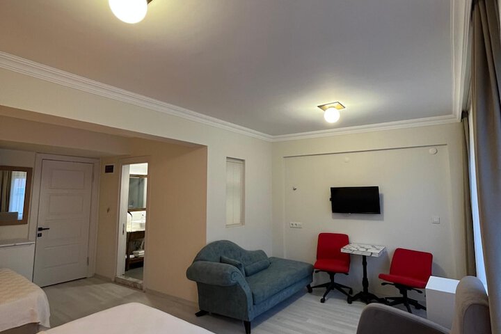 Room 7 of 58