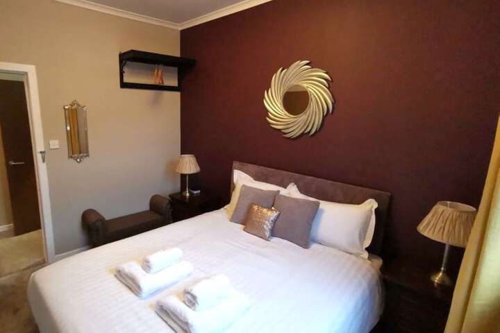 Room 2 of 24