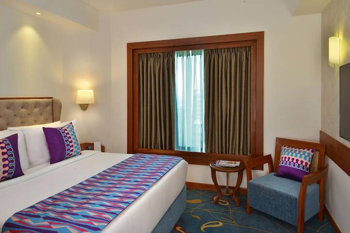 Room 8 of 31