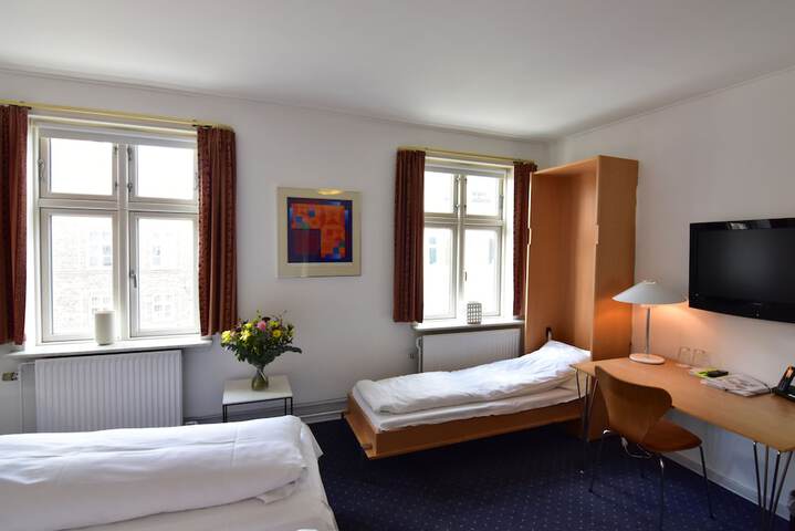 Room 15 of 45