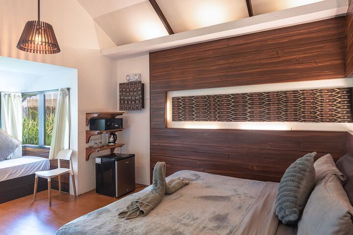 Room 3 of 169